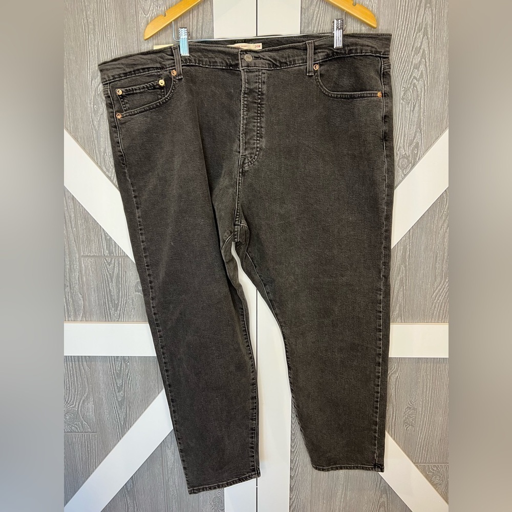 B9.2 NWT Levi's Women's Premium Wedgie Icon Fit Jeans 24W •27” inseam •13” Rise - Picture 2 of 5